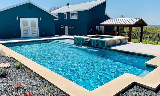 Dripping Springs House | Escape to Austin Hill Country: Pool, Hot Tub & Scenic Views