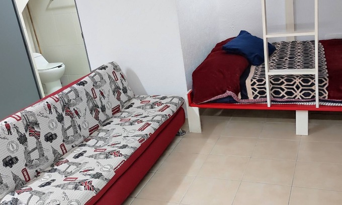 Morelia Apartment | Modern Basement Loft with Kitchen and Breakfast Included