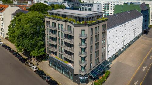 Friedrichshain Hotel | Explore New Berlin: Pet-Friendly Hotel with Spa & Restaurant
