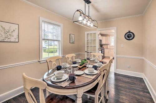 New Bern House | Relaxing New Bern Retreat with Fire Pit Near Downtown