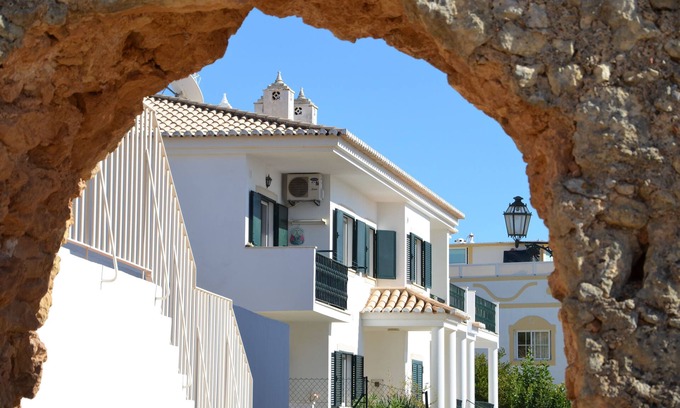 Lagos City Center Apartment | Cozy Boutique Apartment with Sea Views in Old Town