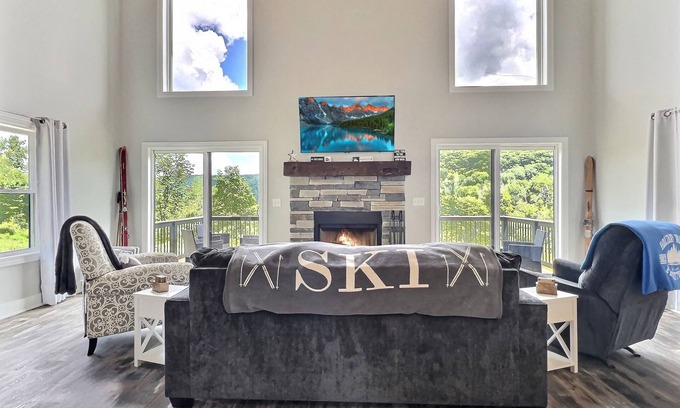 Ellicottville Ski Chalet | Modern Ski Chalet for 8 with Family-Friendly Amenities