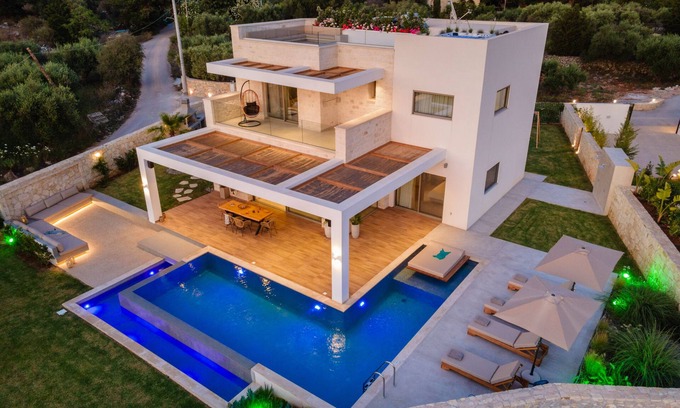 Apokoronas Villa | Indulge at Villa Logari Chania: Private Pool & Rooftop Spa