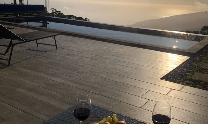 Calheta Villa | Experience Privacy and Ocean Views with Heatable Pool in Calheta