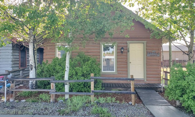 Pinedale Cabin | NEW! Cabin in Premier Location!