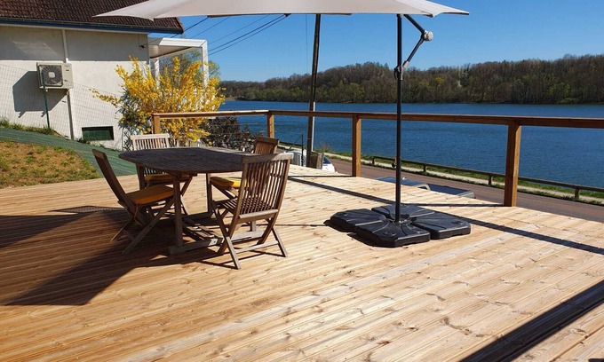 Grand Langres Ski Chalet | New chalet with direct view of Lac de Charmes