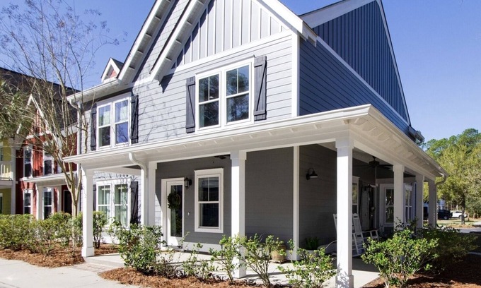 Bluffton House | Discover Coastal Chic at The Oyster Haus in Bluffton