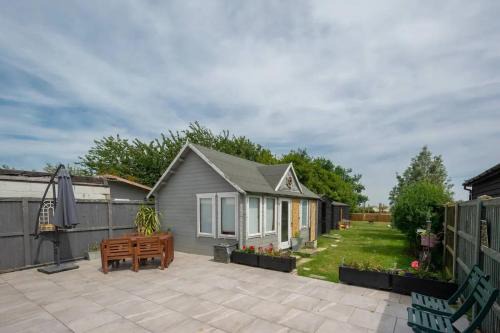 Herne Bay House | Family-Friendly Coastal Escape at Pass the Keys
