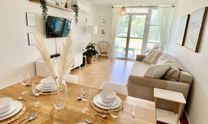 El Combate Apartment | Relaxing Combate Beach Vacation Apartment with Pool & Ocean View