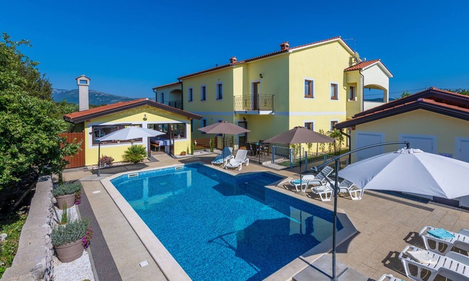Strmac Resort | Discover a New Complex of 4 Apartments in Labin Suburbs