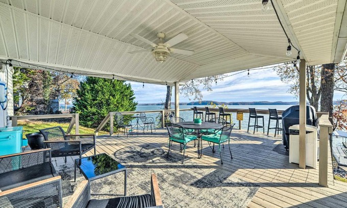 New Concord House | New Concord Lake House with Dock & Family-Friendly Vibes