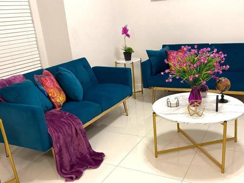 Mission Apartment | Pet-Friendly Condo on Shary with a Perfect 10/10 Score