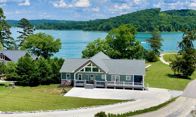 La Follette House | Modern Lakefront Retreat with Hot Tub & Private Dock