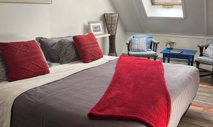 New Glasgow Apartment | Cozy One-Bedroom Apartment with Loft and King Bed