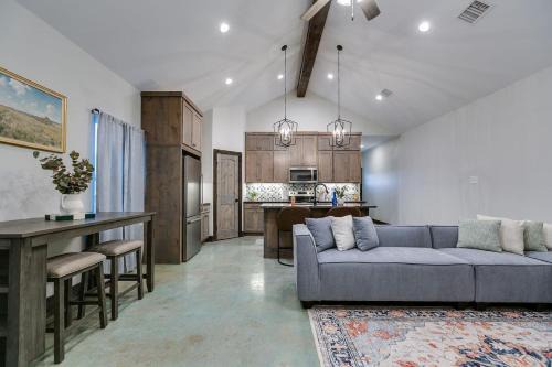 San Angelo House | New Cozy and Convenient with 2BR and 2BA