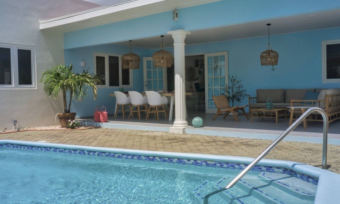 Oranjestad Villa | Guest Rated 10/10: Cozy Casa - Family-Friendly Villa Retreat
