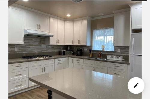 Rosemead House | Cozy Gated 3BR Vacation Home - Perfect for Families