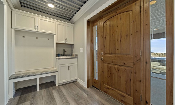 Elizabeth House | Private 2-Bedroom Retreat on 46 Acres with Scenic Views