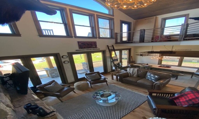Caroga Lake House | Discover a Unique Adirondack Lakefront Retreat for Families
