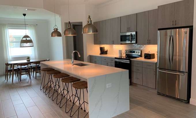 Osprey House | Stunning Sarasota Family Getaway with Ocean View Amenities
