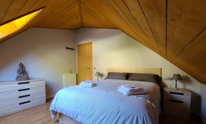 La Massana Apartment | Inviting Duplex Near La Massana Telecabina with Spa Access