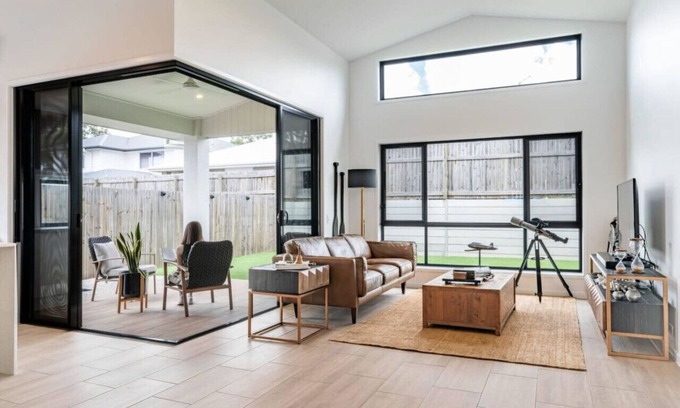 Heathwood House | New Designer Built Boutique Holiday Home@Heathwood