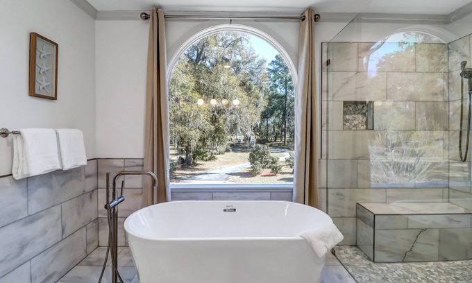 Savannah House | Book New DOCK - Wilmington River 5BR Home with Ocean Views