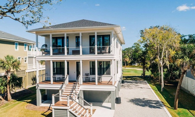 Edisto Island House | New Edisto Home: Breathtaking Views from 4 Sundecks