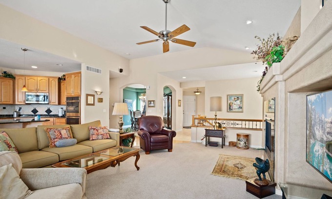 Arvada House | New. Elegant Home in Arvada. Near Everything.
