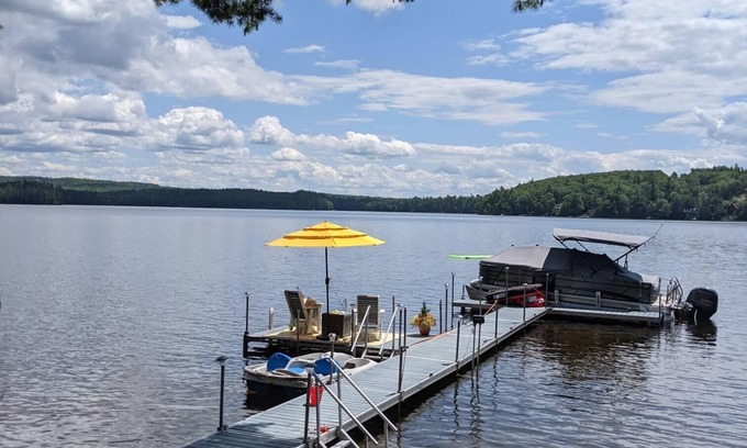 Center Tuftonboro House | Experience Mirror Lake Home with Ocean View & Dock Access