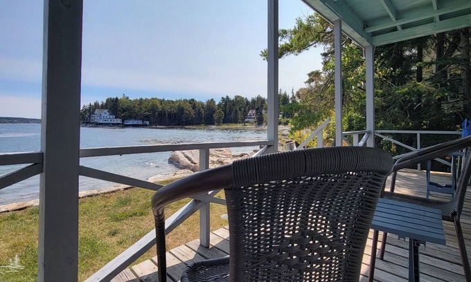 Capitol Island House | Discover Sea Mist: 4 Bed Family Retreat with Great Amenities