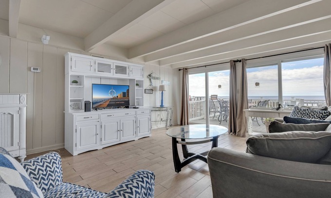 North Ocean City House | New for 2025! Five-bedroom Direct Oceanfront Townhouse With Lots Of Deck Space!