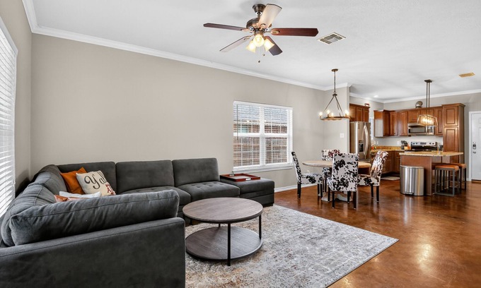 College Station House | NEW! Game Day Getaway Near Texas A&M