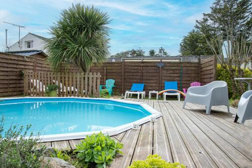 Saint-Jean-de-Monts House | Relax at Gite Lylou with Pool and Spa Amenities Awaiting