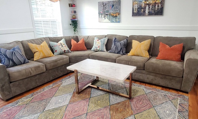 Cos Cob House | Discover Greenwich House: NYC Flair Near Beach & Spa