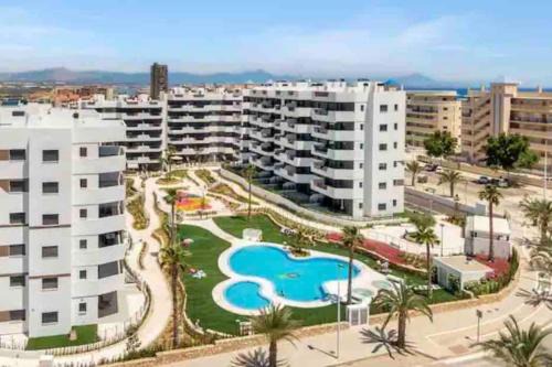 Els Arenals del Sol Apartment | Inviting Groundfloor Apt. in Arenales del Sol with Pool