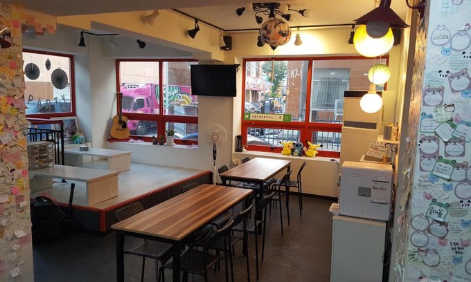 Chunghung House | Budget-Friendly New Gwangju Guesthouse with Breakfast & Kitchen