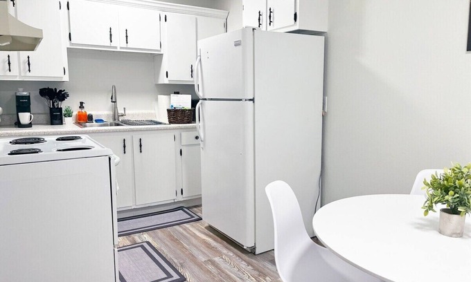 Canton Apartment | Convenient Hall of Fame Apt - Walk to Attractions in Minutes