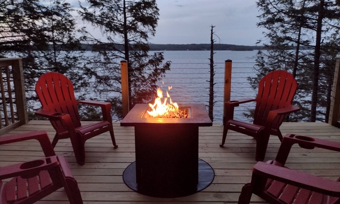 Alton Bay Cottage | Idyllic Lake Winnipesaukee Island Retreat - Pet Friendly!