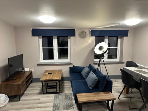 Boston Apartment | Prime New Haven Apartments with Hot Tub & Perfect Reviews