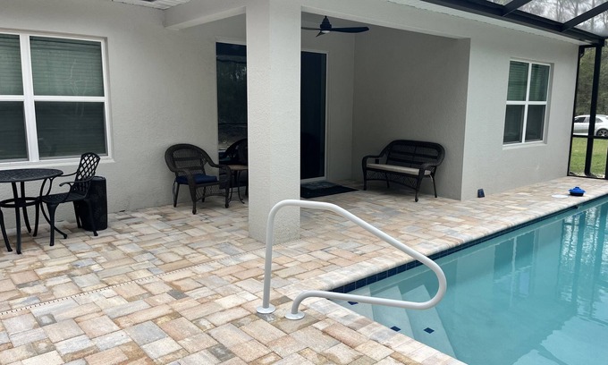 Citrus Springs House | Pet-Friendly Hotel with New Heated Pool & Ocean Views