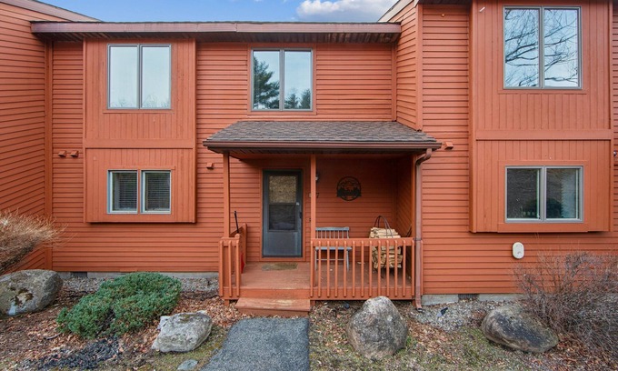 North Creek House | NEW! Hedges 7J - Comfortable Mountain Retreat by The Summit at Gore Mountain