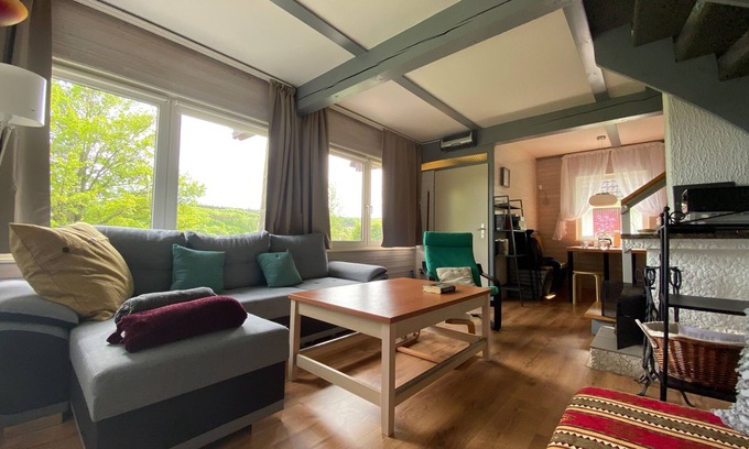 Reimboldshausen House | Inviting Holiday Home House LoLa - Perfect for Families