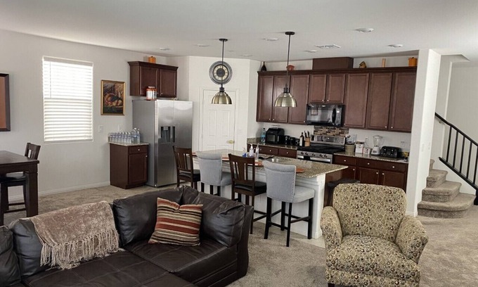 Henderson House | Discover Comfort at New Home in Beautiful Inspirada