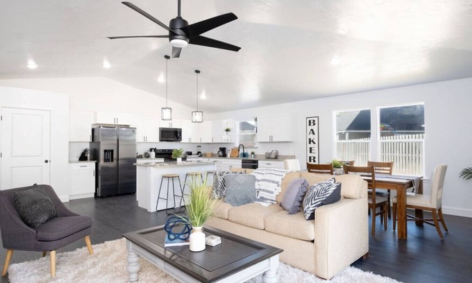 High Springs House | Family-Friendly Getaway: Sleeps 8 Near Gainesville & Springs