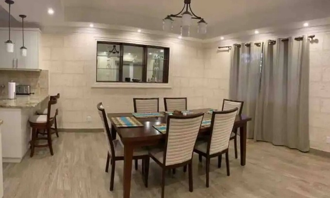 Merlin Bay Condo | Discover New Horizons: Family-Friendly & Pet Welcome Stay