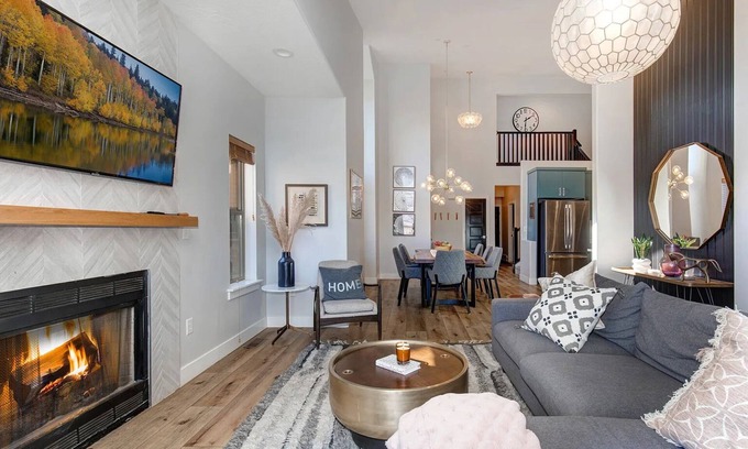 Park City House | Family Retreat Near Deer Valley with Hot Tub & Lake Views