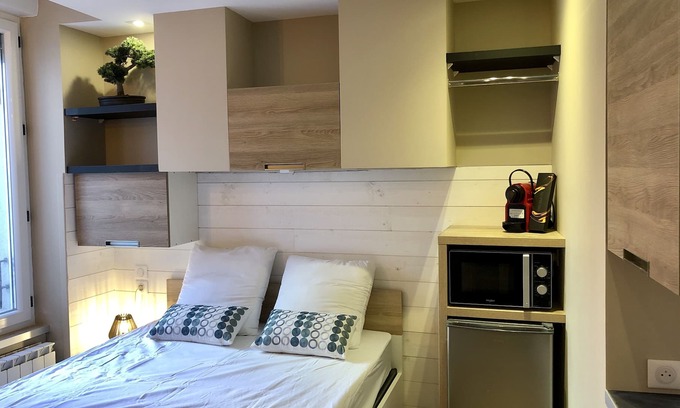 Montlucon Apartment | NEW IN MONTLUCON! Luxury furnished room in a small residence
