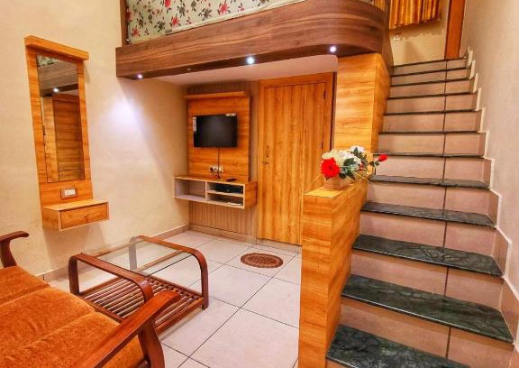 Mysore Hotel | Family-Friendly Retreat at New Jaganmohana Comforts