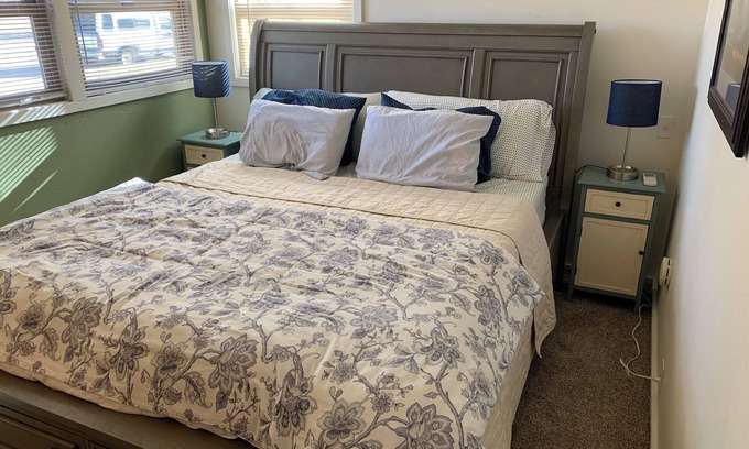 Fruita House | Renovated Retreat 2 Blocks From Downtown with Great Backyard